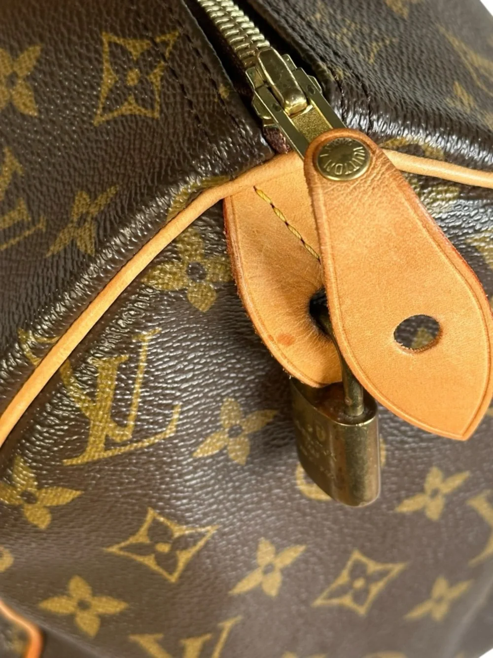 Louis Vuitton Speedy 30 Monogram  Brown Canvas Boston Top Handle Handbag 2018 - Picture 4 of 15